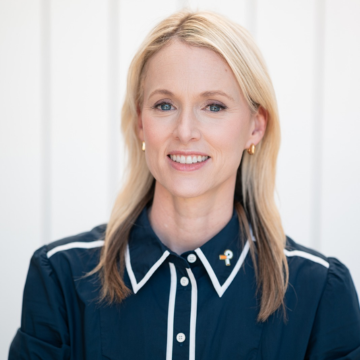 Dr. Bronwyn King