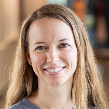 Dr. Ashley Eisenback