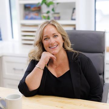Amy Thrasher Price