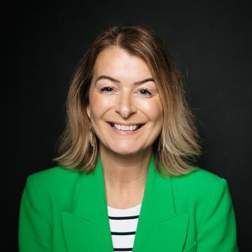 Debbie Summers